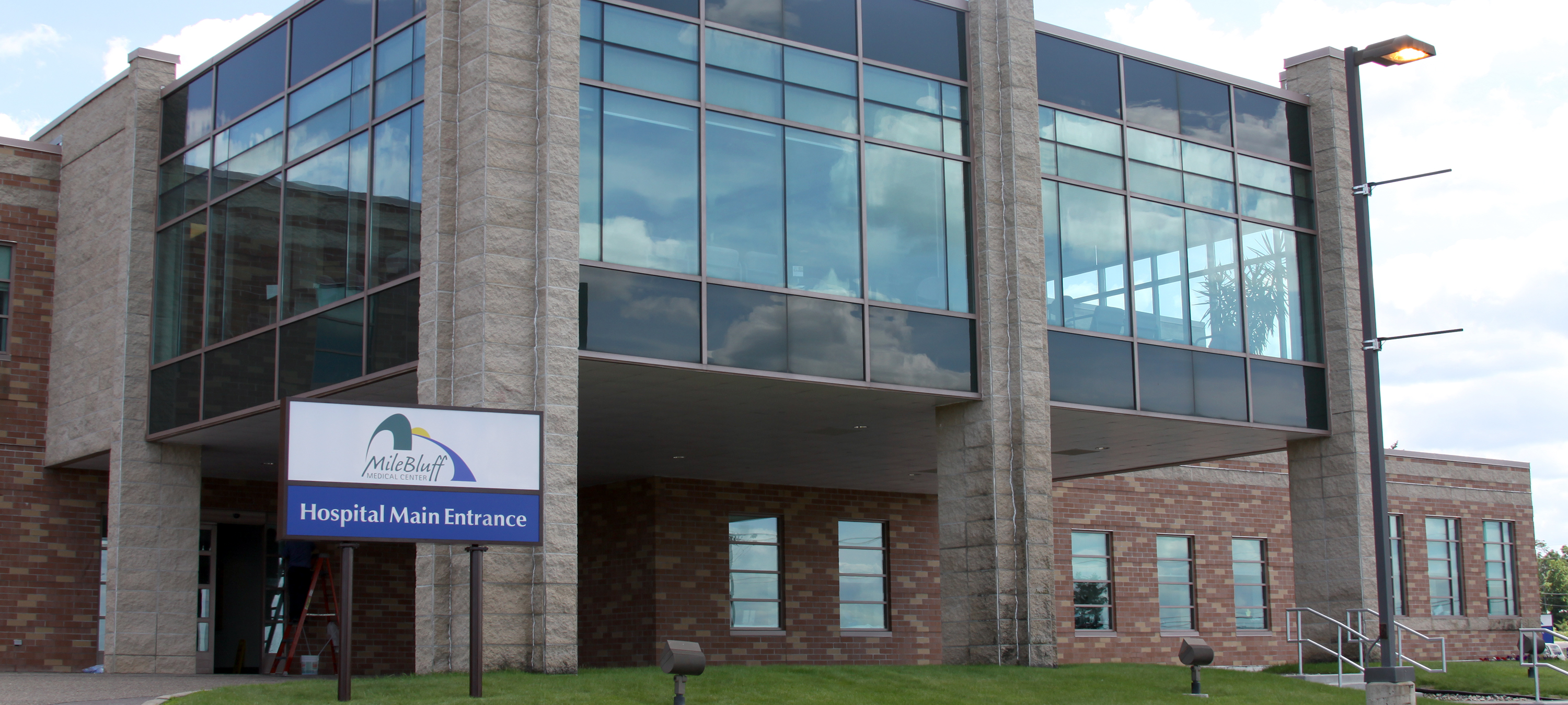 Mile Bluff Medical Center