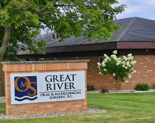 Great River Oral & Maxillofacial Surgery