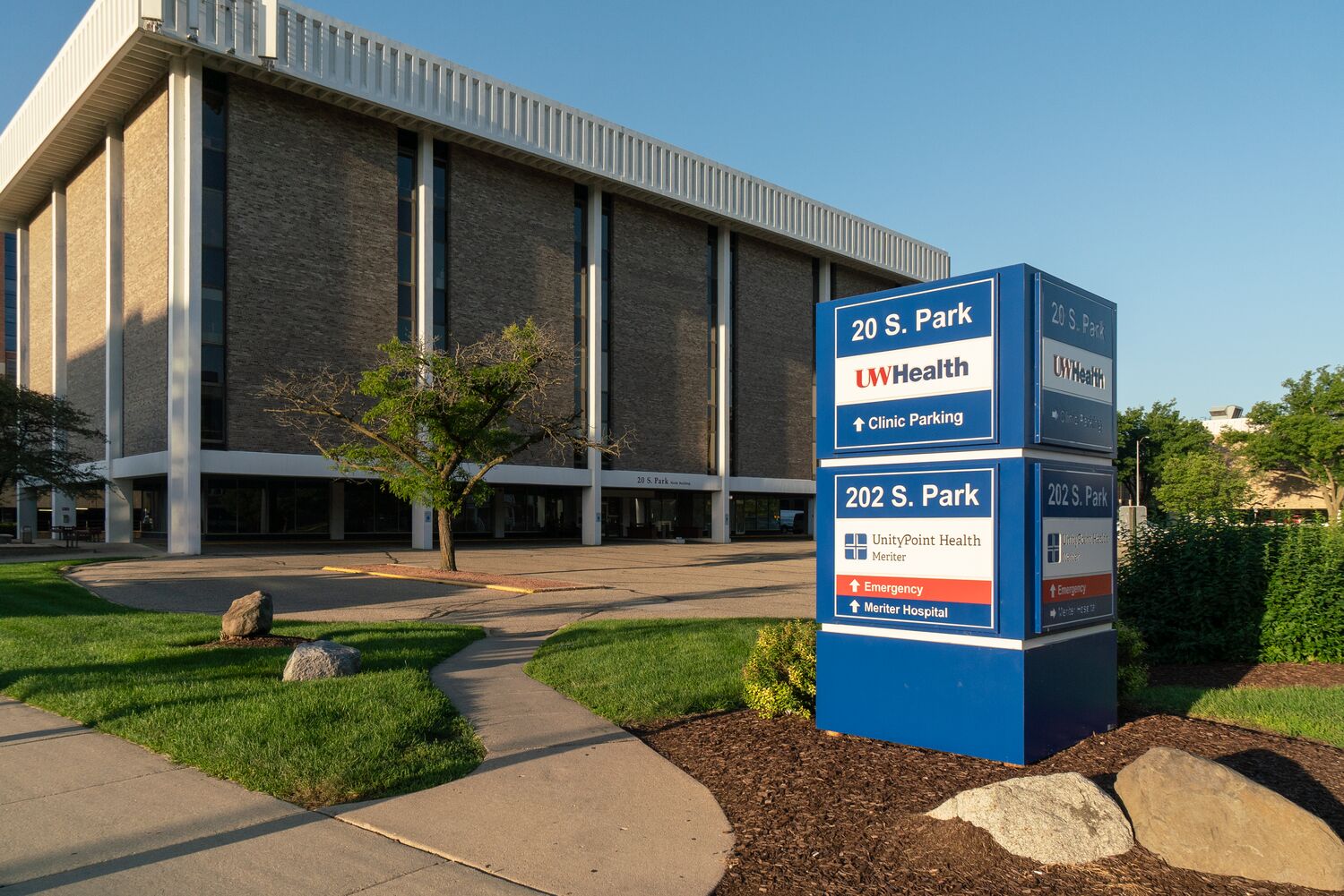 UW Health – 20 S Park Clinic